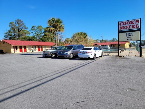Cook's Motel image 1