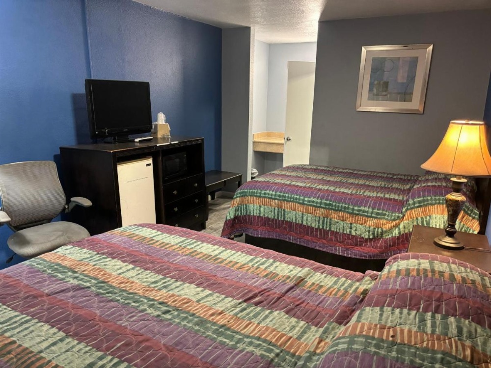 Cook's Motel Image 17