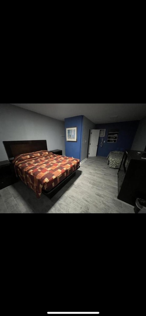 Cook's Motel image 18